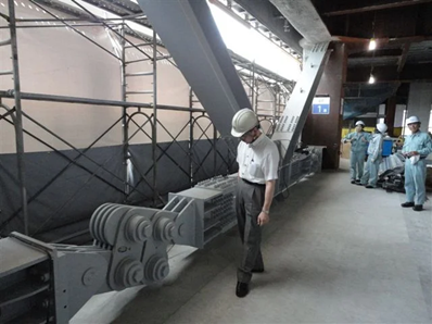 Viscous Wall Dampers